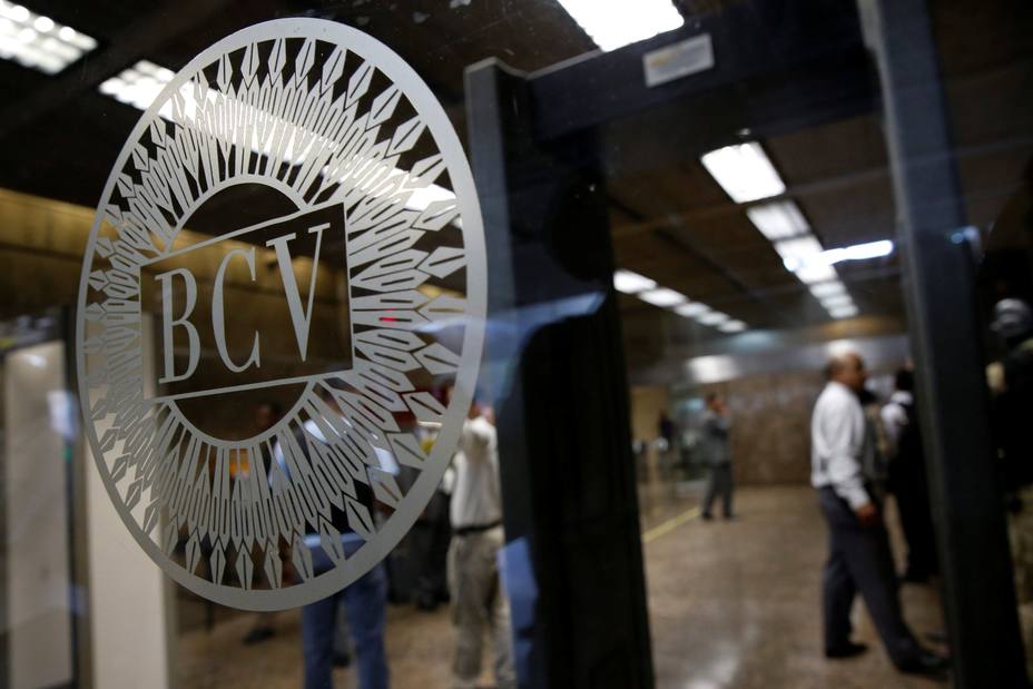BCV aumentó la liquidez monetaria 1.175% en el último año