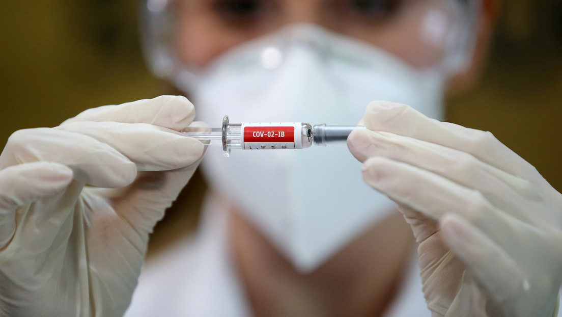 Gobierno Nacional anuncia que aplicarán vacunas desarrolladas por Rusia y China