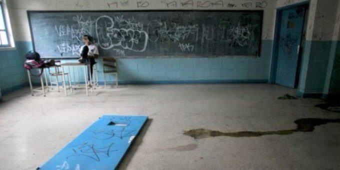 Piden evaluar la infraestructura de escuela en Maracaibo porque se cae a pedazos